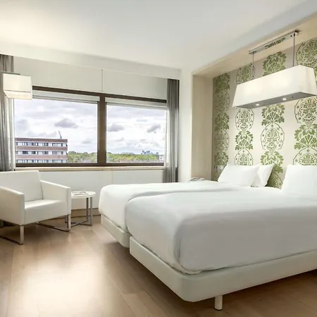 Hotel Nh Zuid 4*