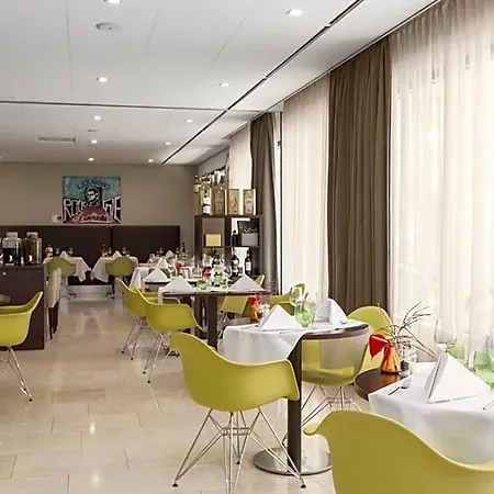 Nh Zuid Hotel 4*