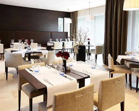 Hotel Nh Zuid 4*