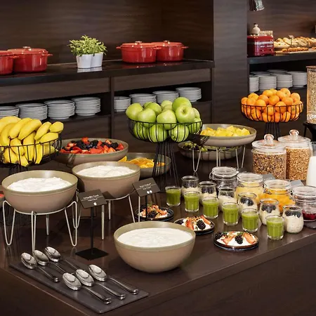 Nh Zuid 4* אמסטרדם