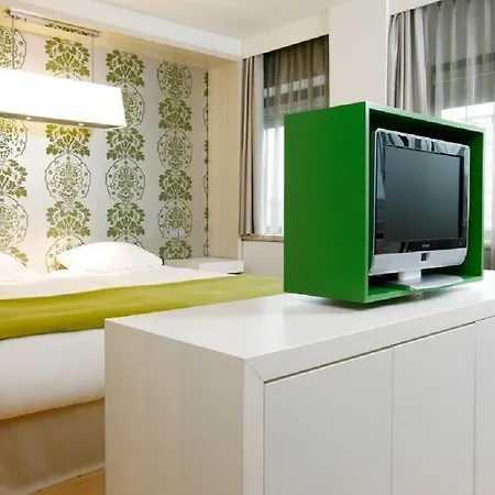 Otel Nh Zuid 4*